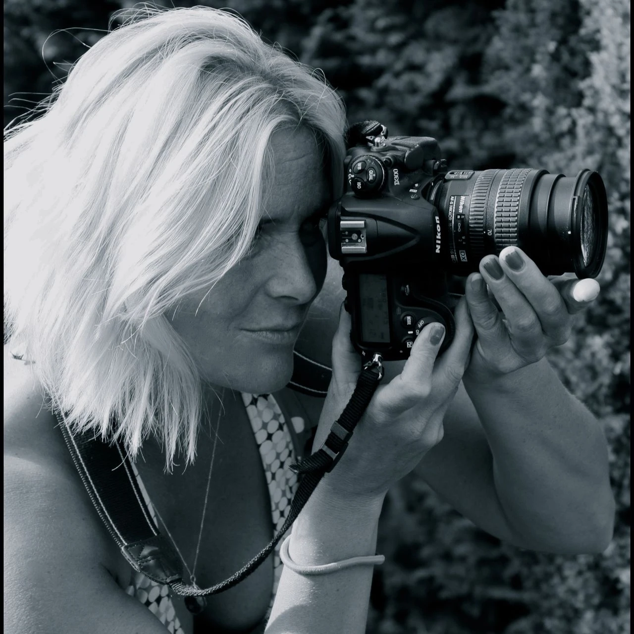 Martine Hoving aan het werk met haar camera