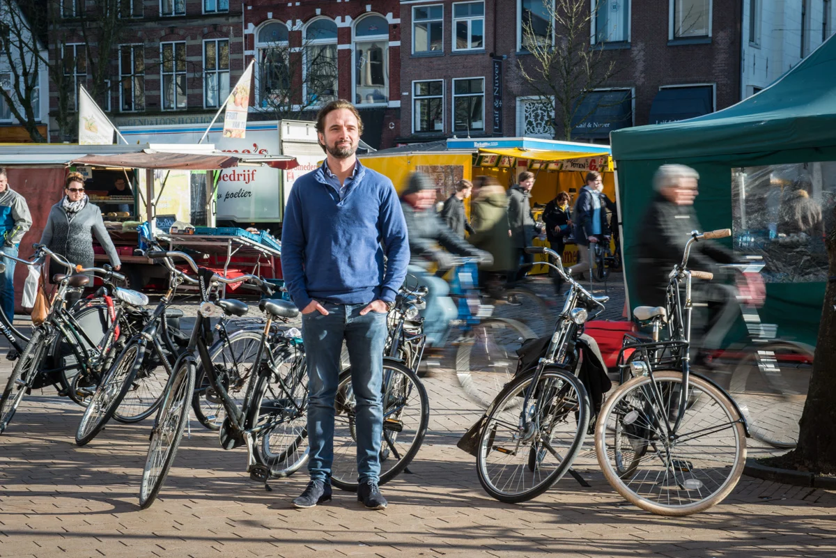 NOM — portret voor een interview in de NOMMER — fotografie Martine Hoving