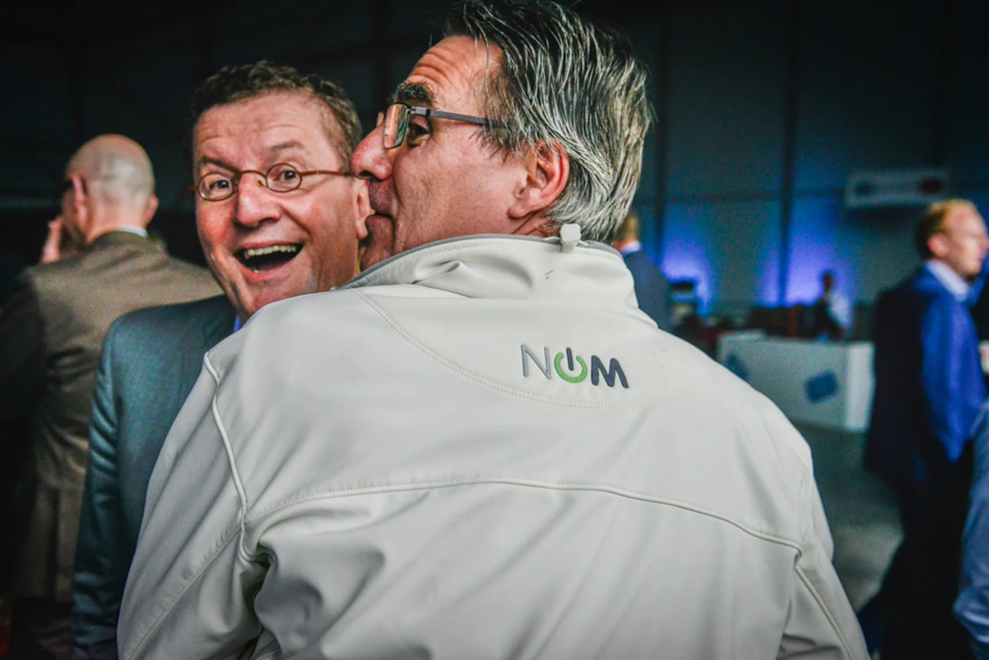 NOM — samen tijdens het Midsummerfeest